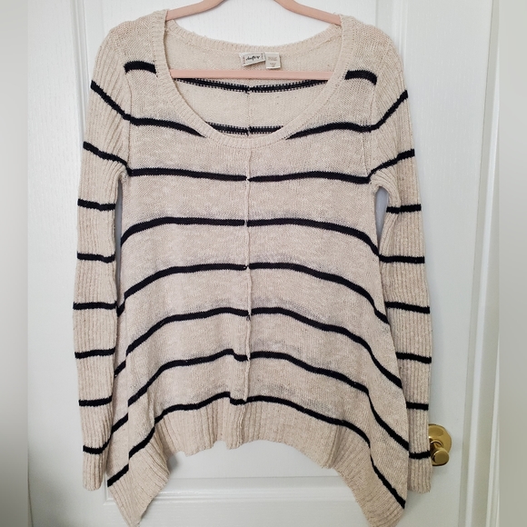 Buckle Daytrip Striped Sweater - Picture 3 of 6